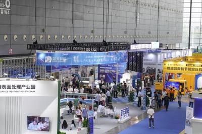 智能裝備高精尖科技同場比武 國際化場館標(biāo)準(zhǔn)化服務(wù)助力展會(huì)騰飛